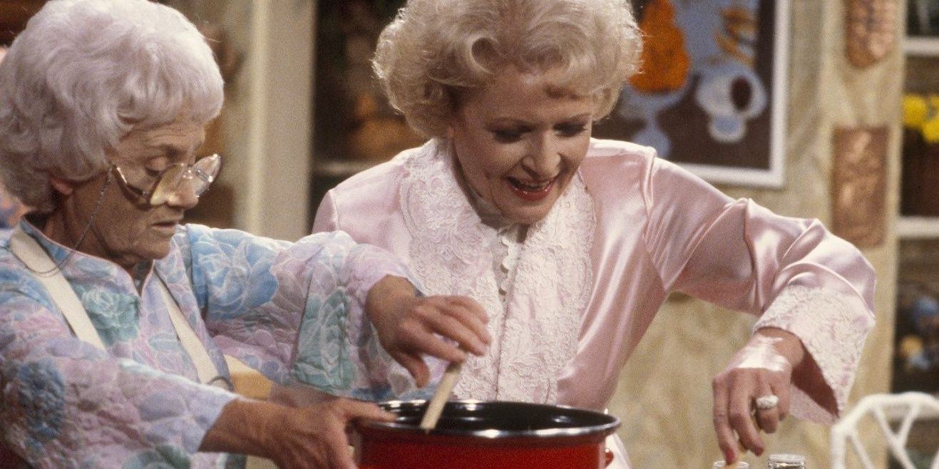 Sophia Petrillo (Estelle Getty) and Rose Nylund (Betty White) in &quot;The Golden Girls.&quot;