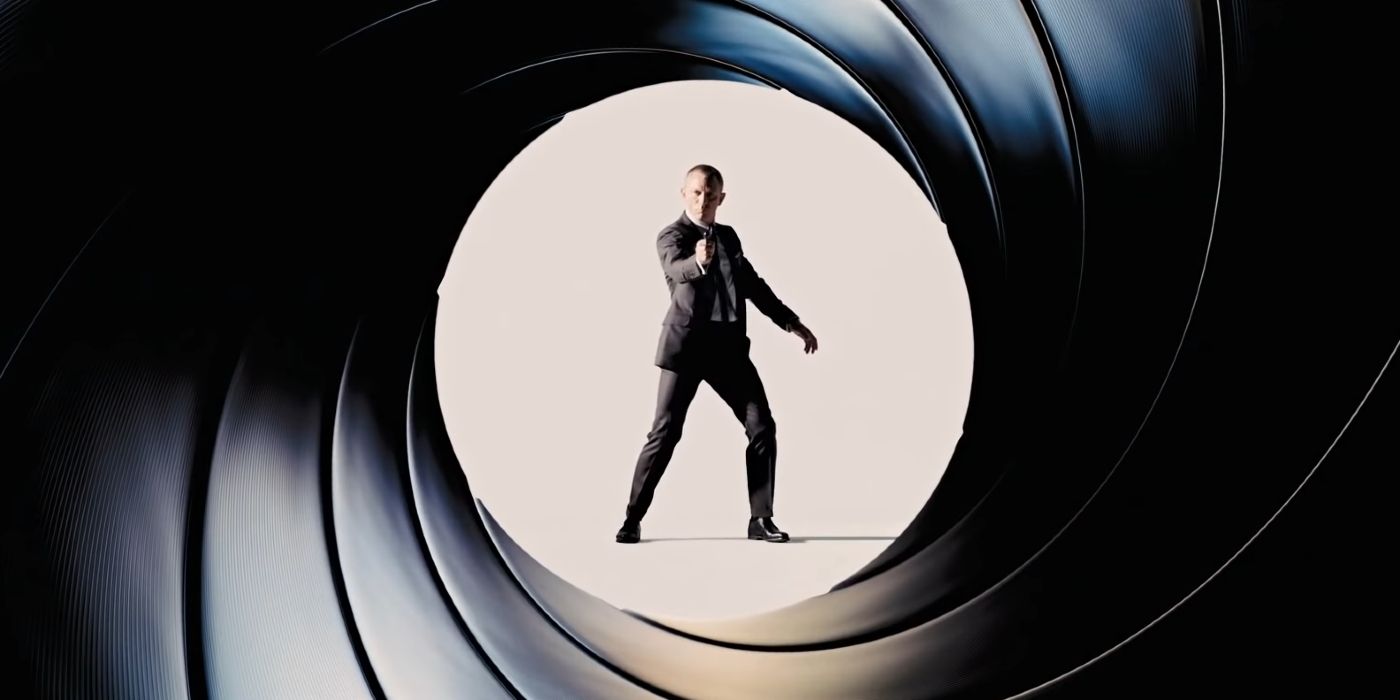James Bond Gun Barrel Intro - SkyFall
