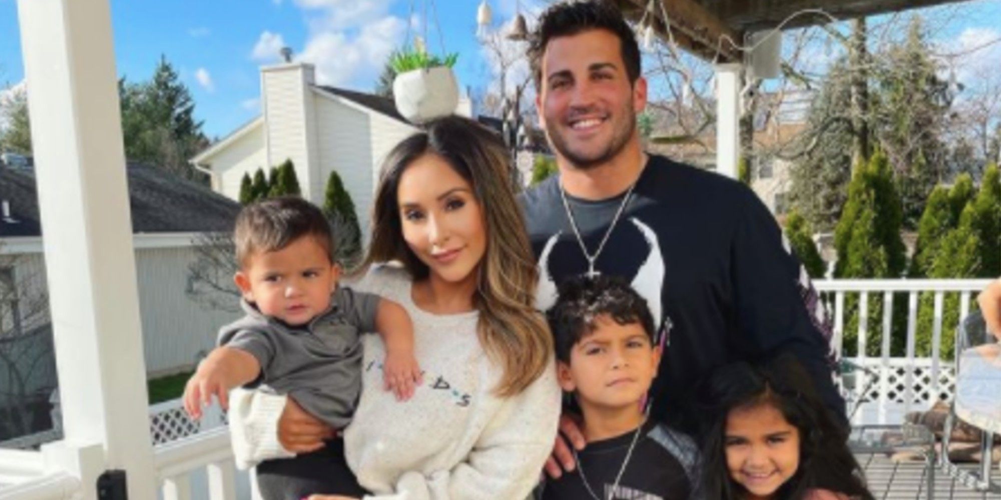 Jersey Shore star Snooki with husband and children