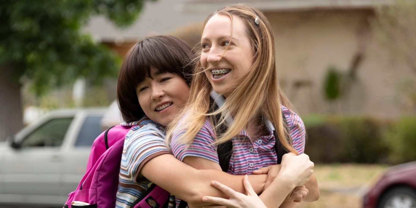 Maya and Anna hugging in PEN15