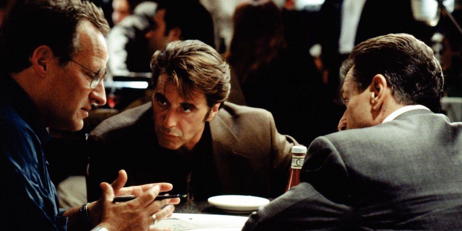 Michael Mann directing Al Pacino and Robert De Niro on set of Heat