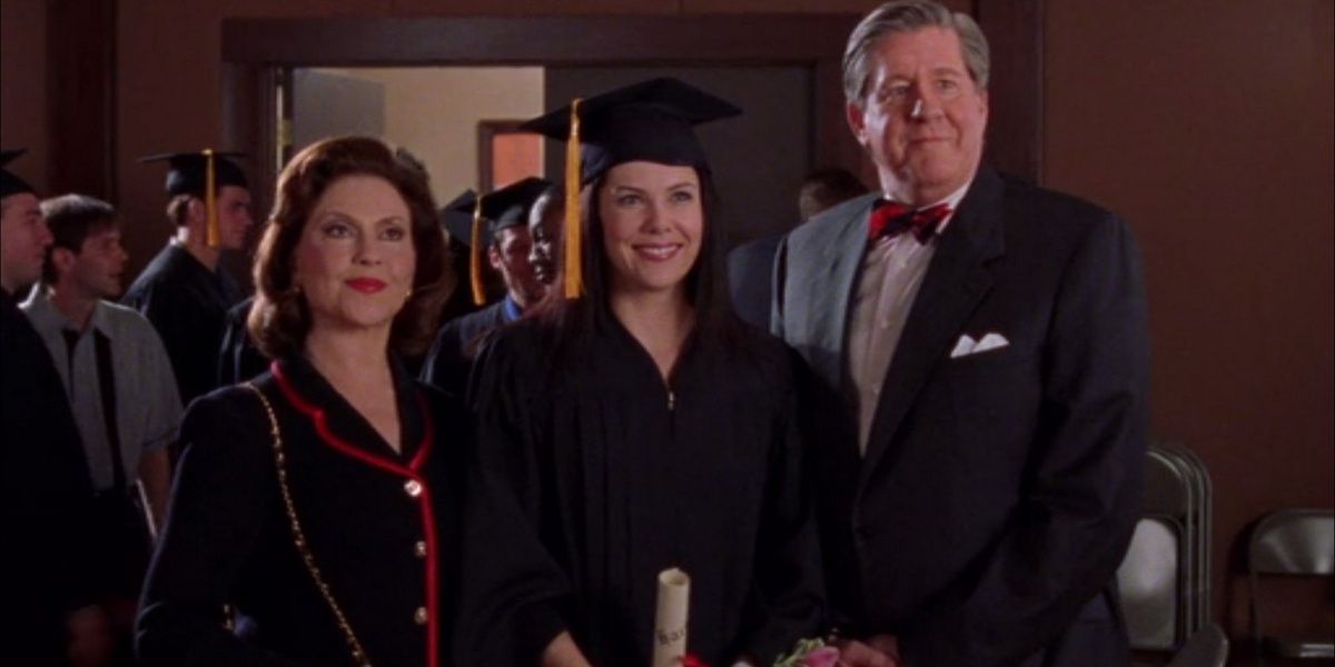 Gilmore Girl's Lorelai in cap, gown and diploma with Richard and Emily