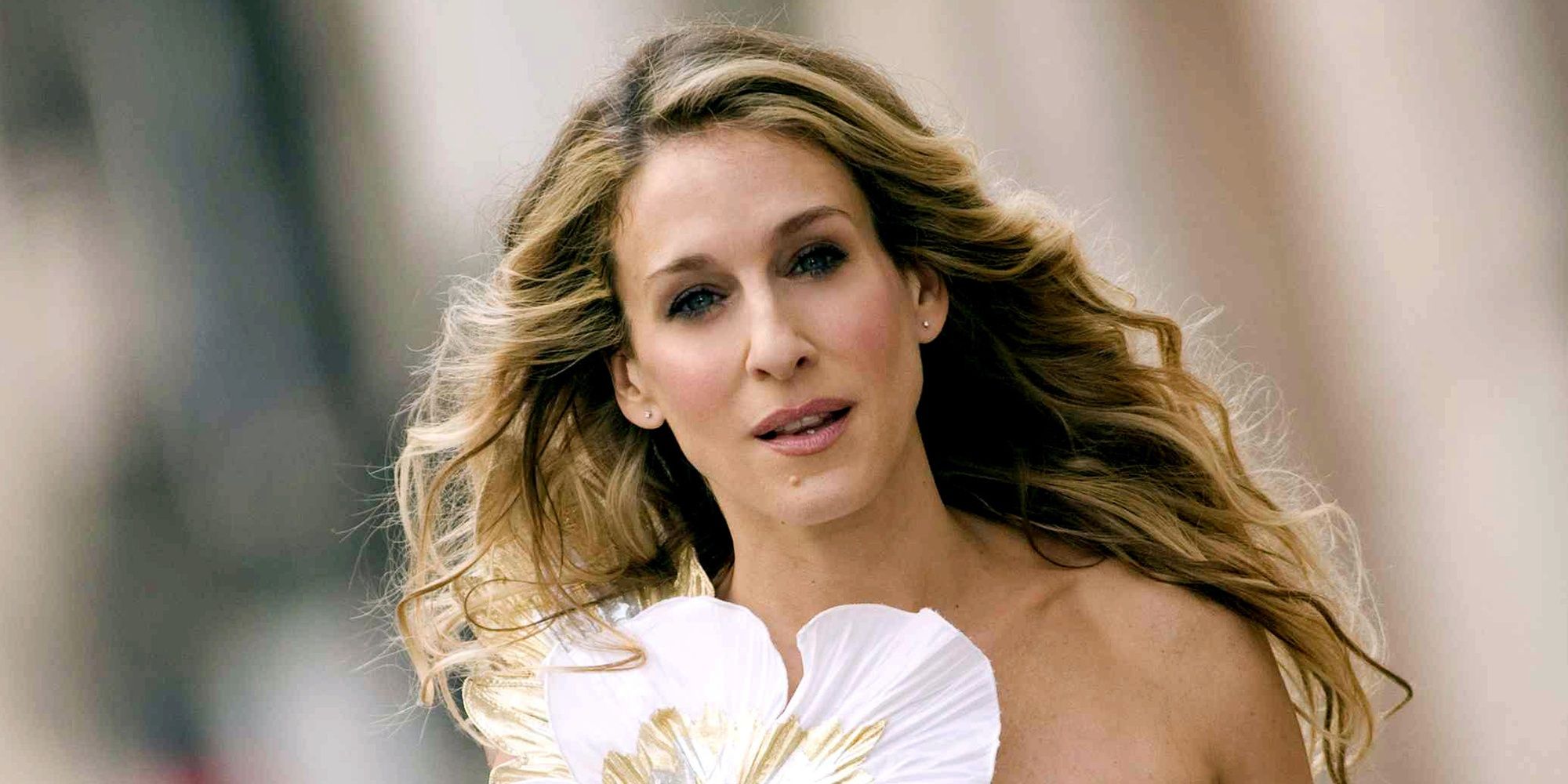 Sarah Jessica Parker in Sex and the City Movie Feature Image