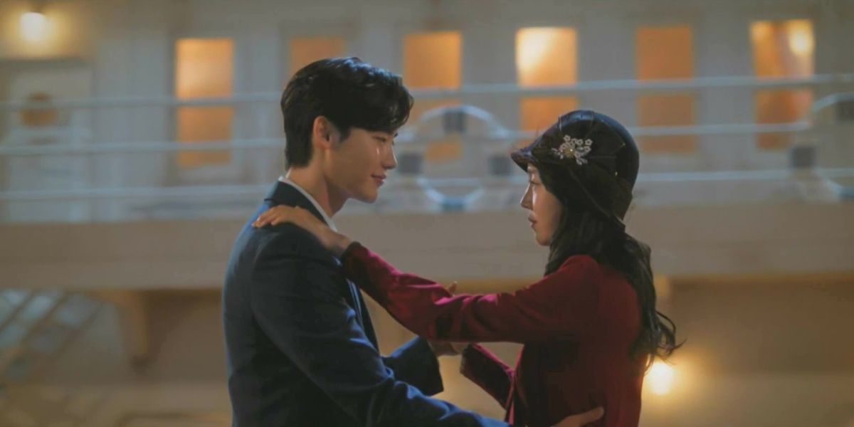 Actors Lee Jong-suk and Shin Hye-sun in final scene of The Hymn of Death