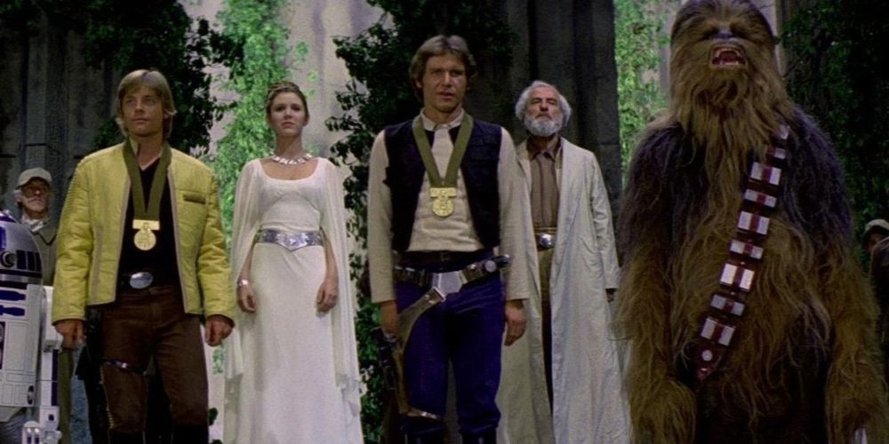 Luke, Leia, Han, and Chewbacca receiving their awards at the end of Star Wars