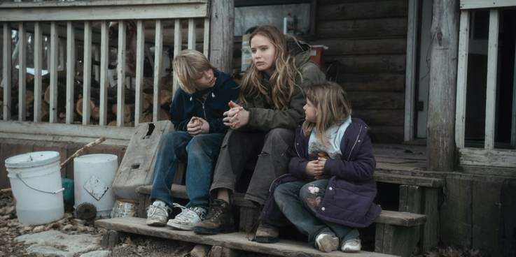 2010 Movies That Are Now Cult Classics 11 Winters Bone.jpg?q=50&fit=crop&w=737&h=368&dpr=1
