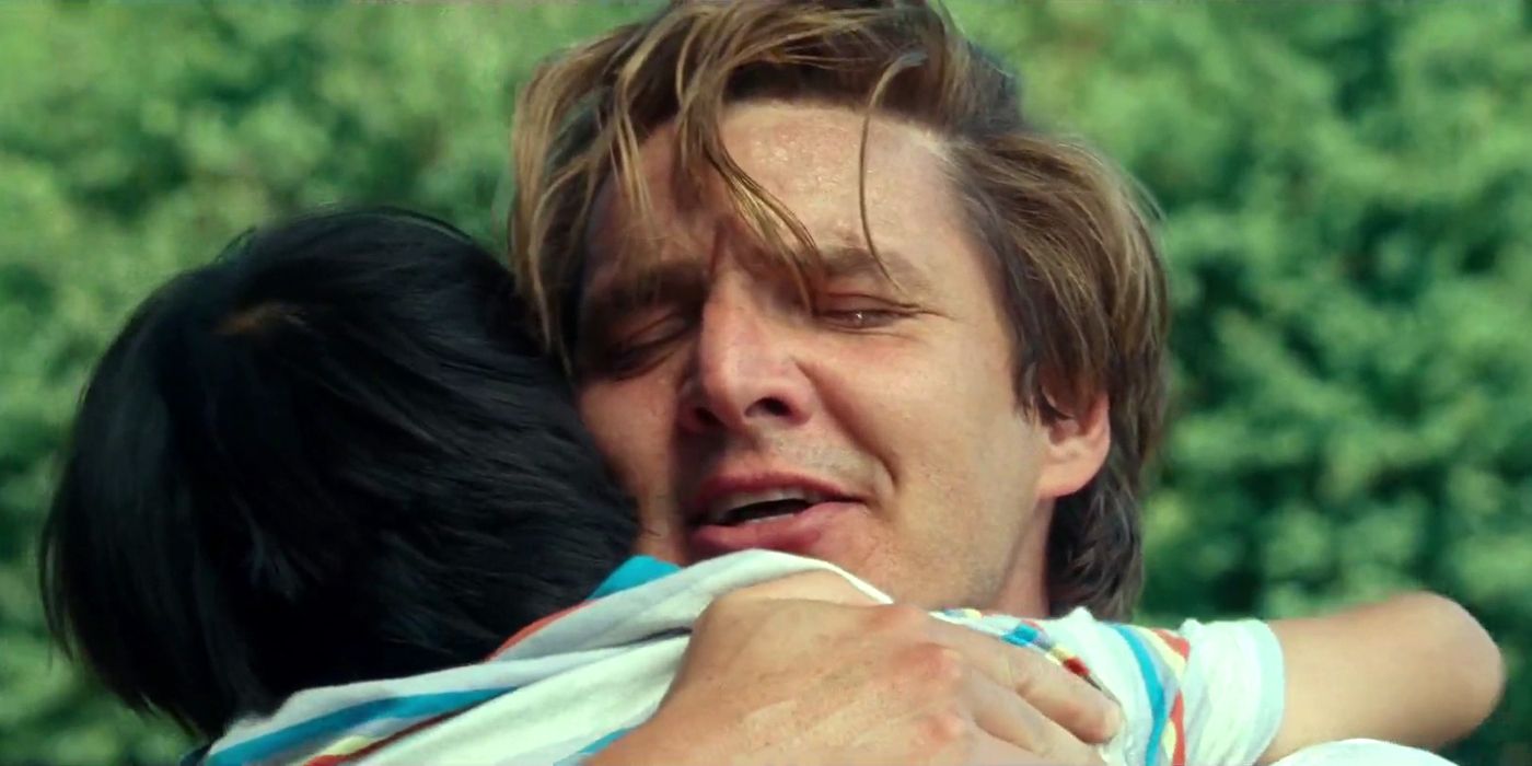 Maxwell Lord hugs his son in Wonder Woman 1984