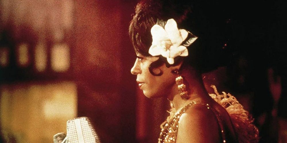 Diana Ross as Billie Holiday on stage in Lady Sings the Blues