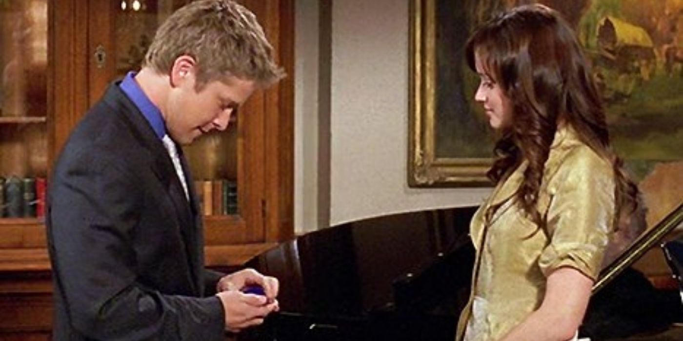 Logan proposes to Rory on Gilmore Girls