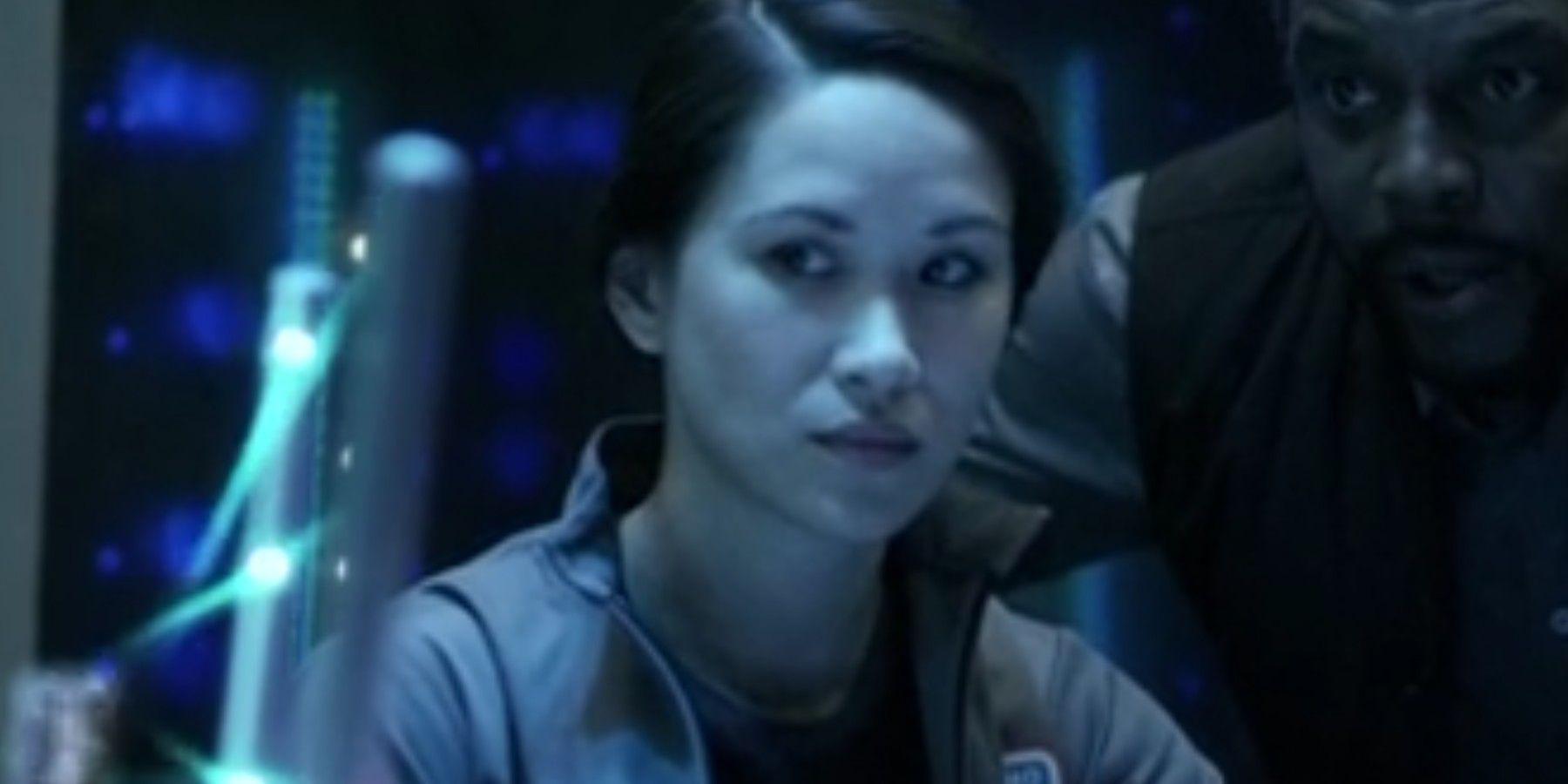 Alli Chung as Samantha in The Expanse