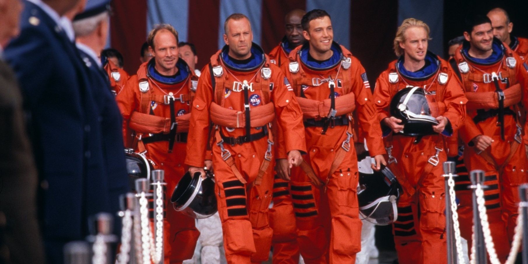 5 Reasons Armageddon Is Better Than Deep Impact (& 5 Reasons Its Worse)
