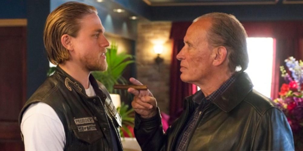 Charlie Barosky warns Jax to not do business in Stockton without his permission in Sons of Anarchy