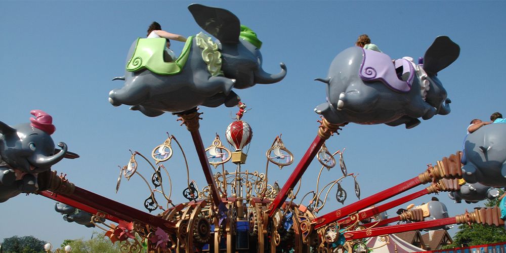 10 Best North American Amusement Parks That Are Open Year-Round