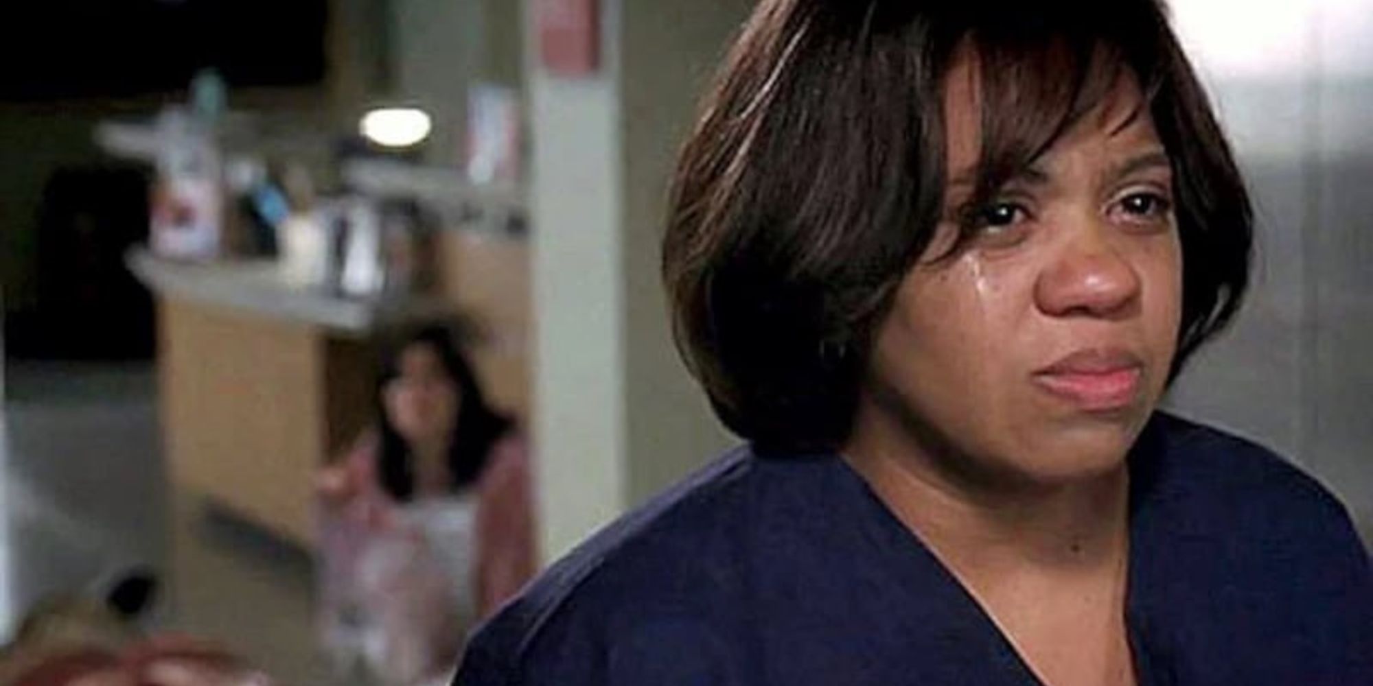 Bailey cries as Percy dies in front of elevator in Grey's Anatomy