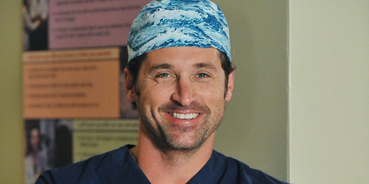 Derek Shepherd sorrindo em Grey's Anatomy.