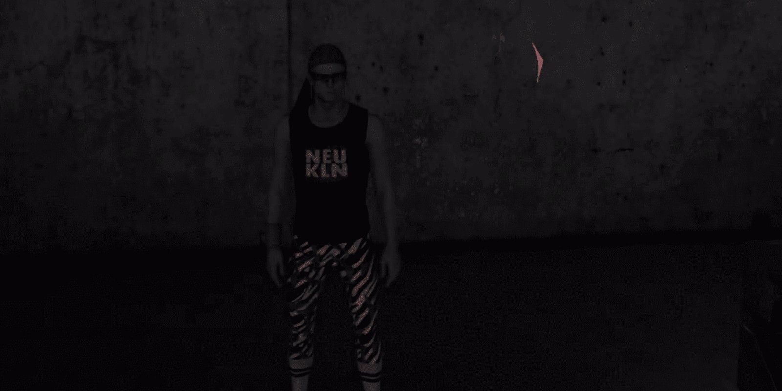 How to Knock Out Florida Man in Hitman 3 (Coconut Surprise Challenge)