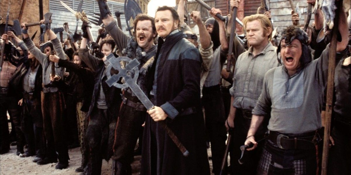 Liam Neeson leads a gang in Gangs of New York