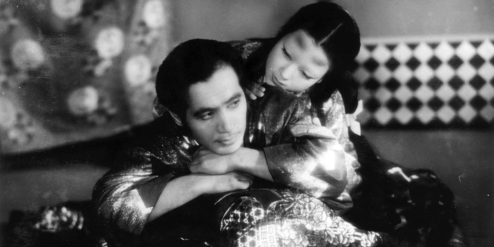 Machiko Kyô e Masayuki Mori em Ugetsu monogatari (1953)