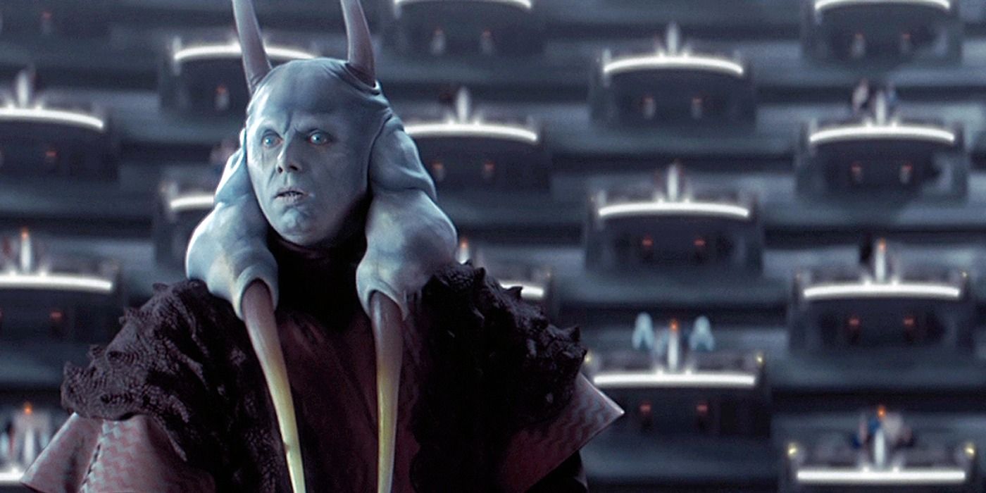 Mas Amedda addresses the Galactic Senate in Star Wars Revenge Of The Sith