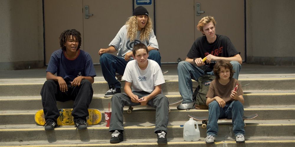 Cast of MId90s