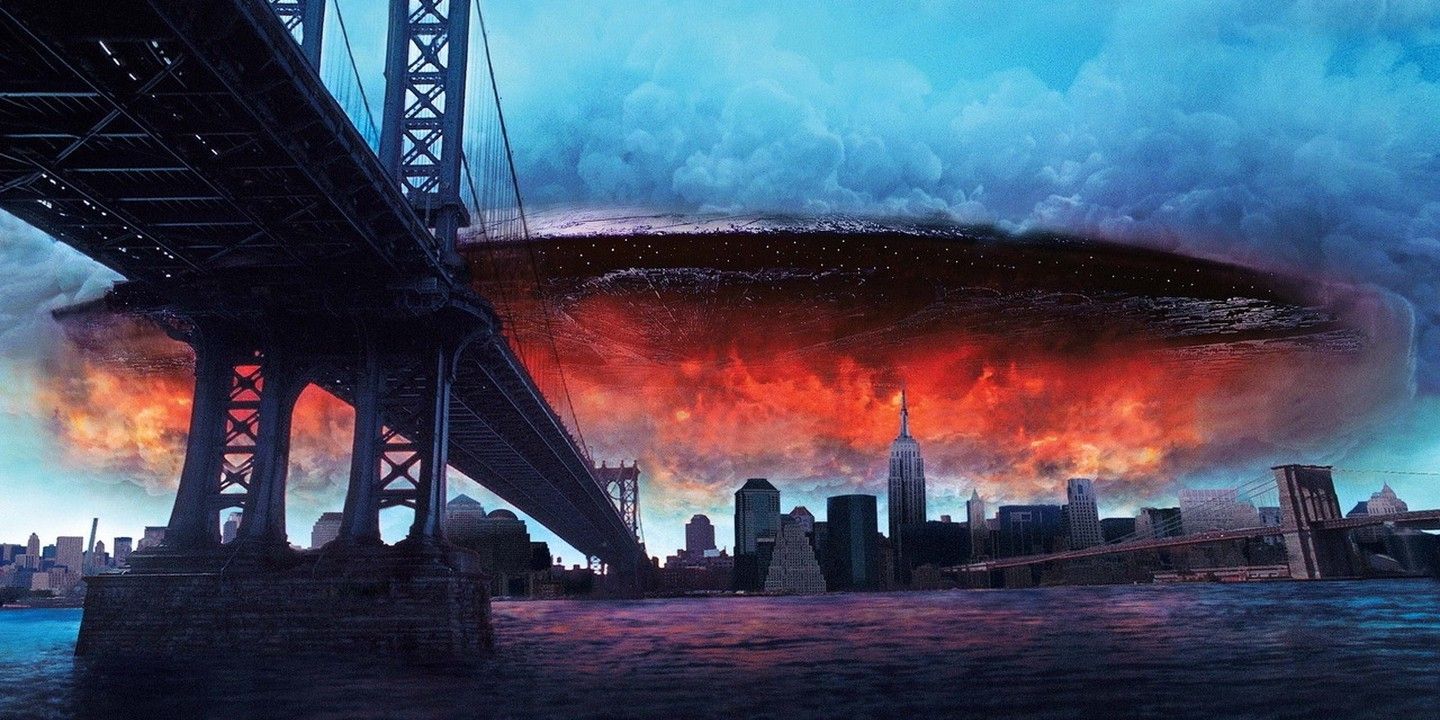 Movie Independence Day ship emerging over New York
