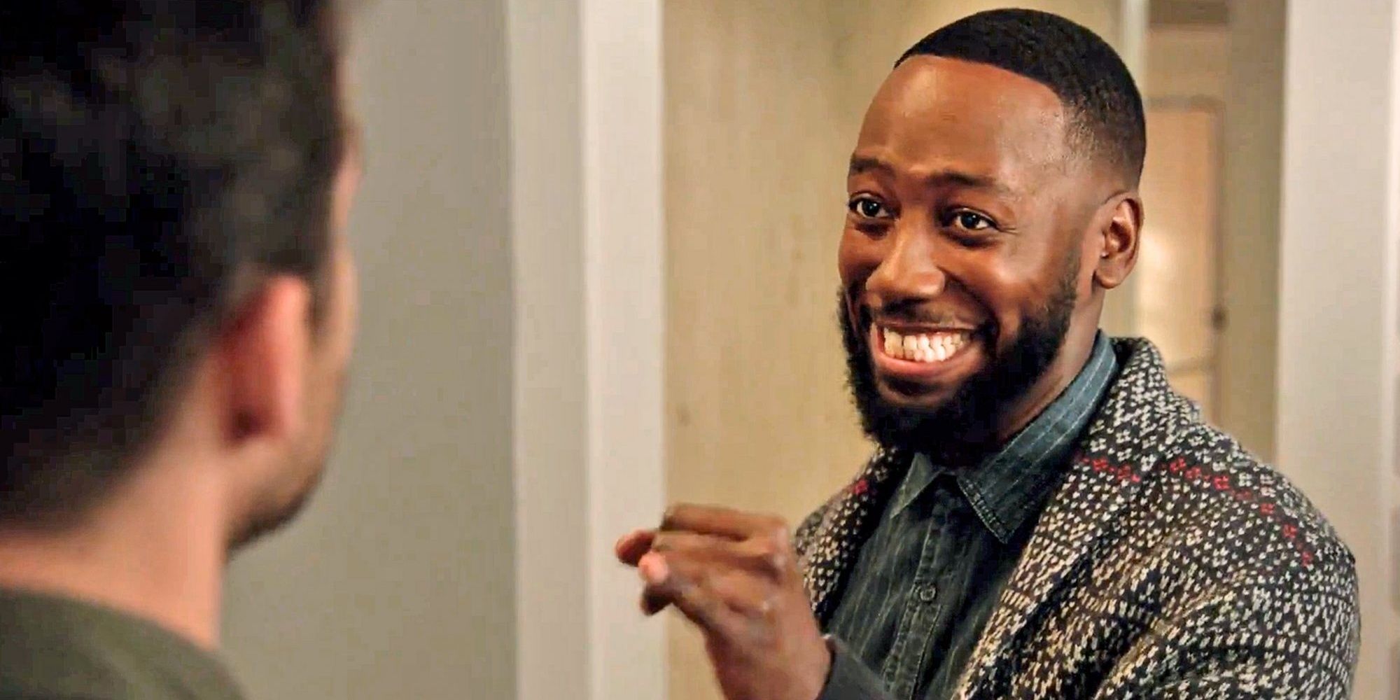 Winston smiling in New Girl