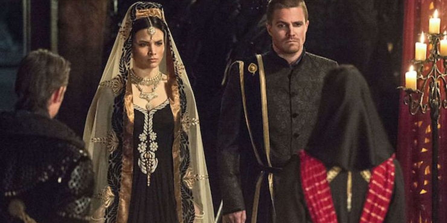 Oliver and Nyssa get married in the Arrowverse.