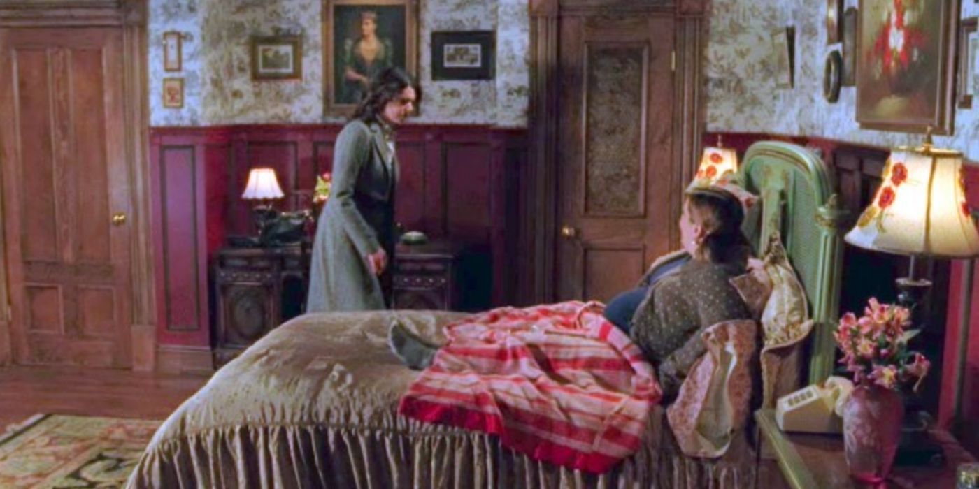 Sookie on bed rest at the inn - gilmore girls
