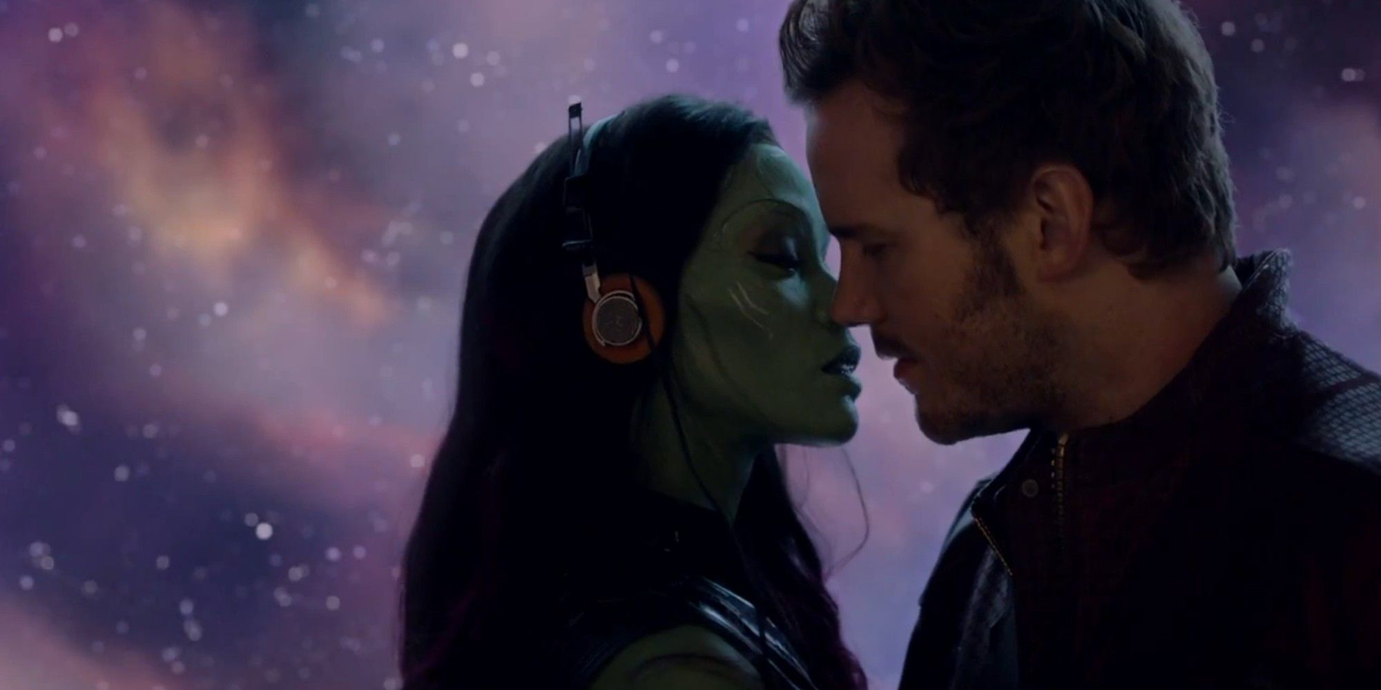 Star Lord and Gamora kissing in Footloose scene