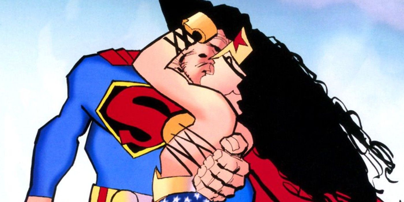 Superman and Wonder Woman Kissing Dark Knight Strikes Again