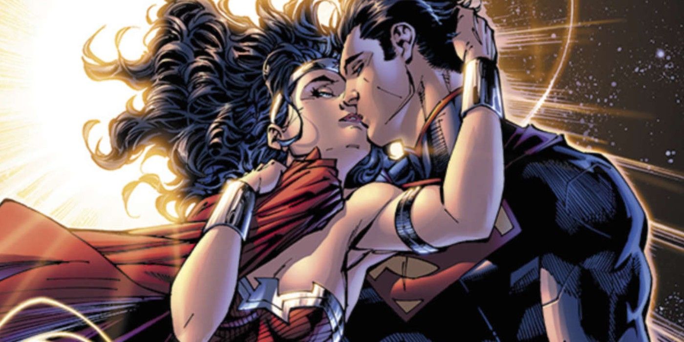 Wonder Woman kisses Superman from the New 52 era of DC Comics 