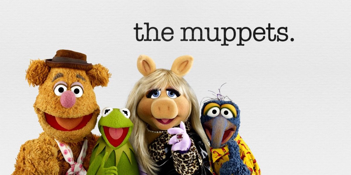 Kermit, Miss Piggy. Fozzy Bear, and Gonzo pose for the poster for The Muppets revival.