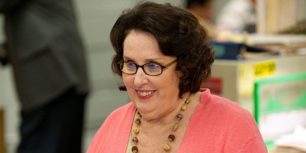 Phyllis smiling in The Office