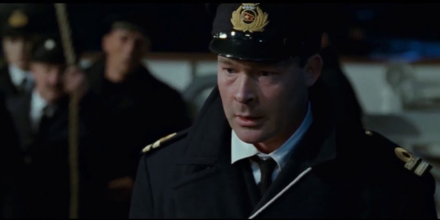William Murdoch looking distraught in Titanic
