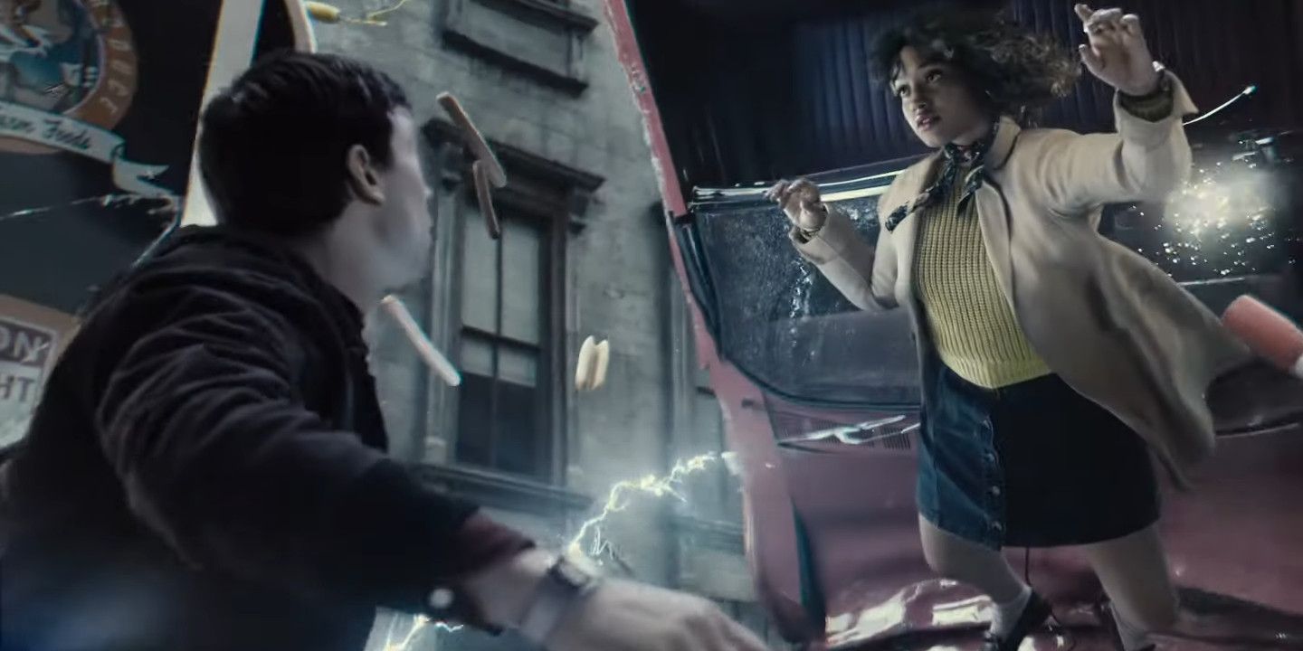 Flash saves Iris West in Zack Snyder's Justice League Snyder