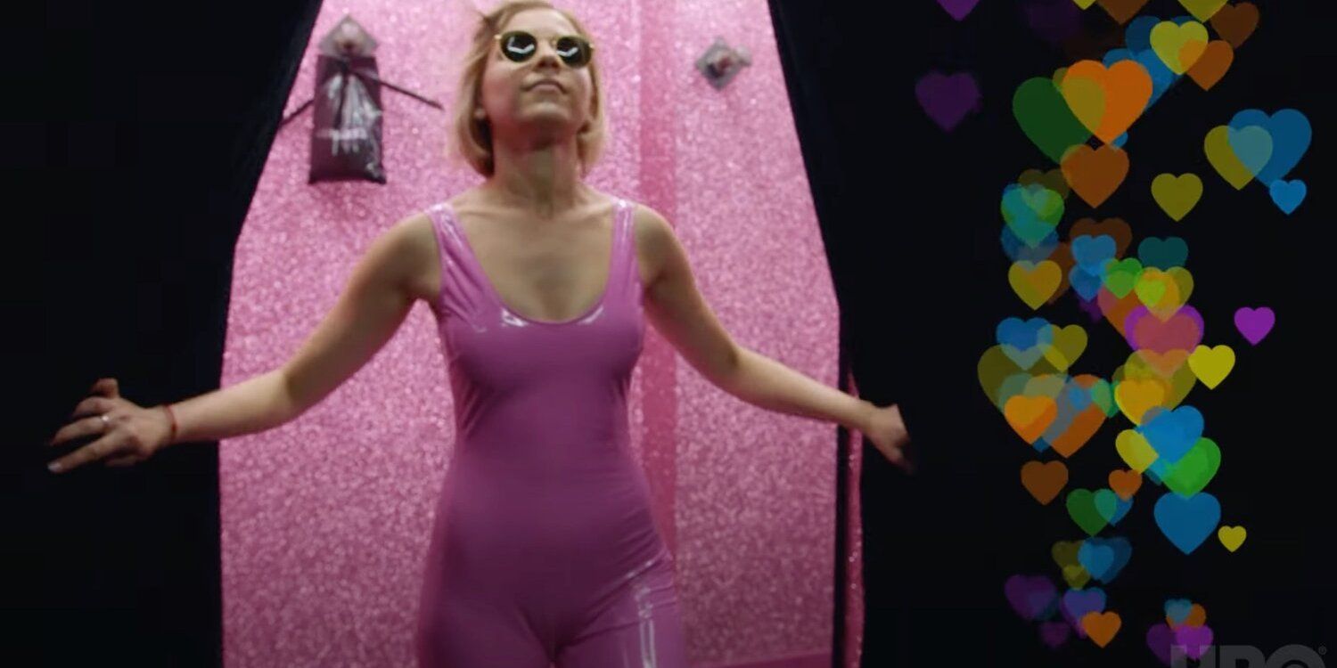 Blonde influencer in sunglasses and pink bodysuit opens curtain