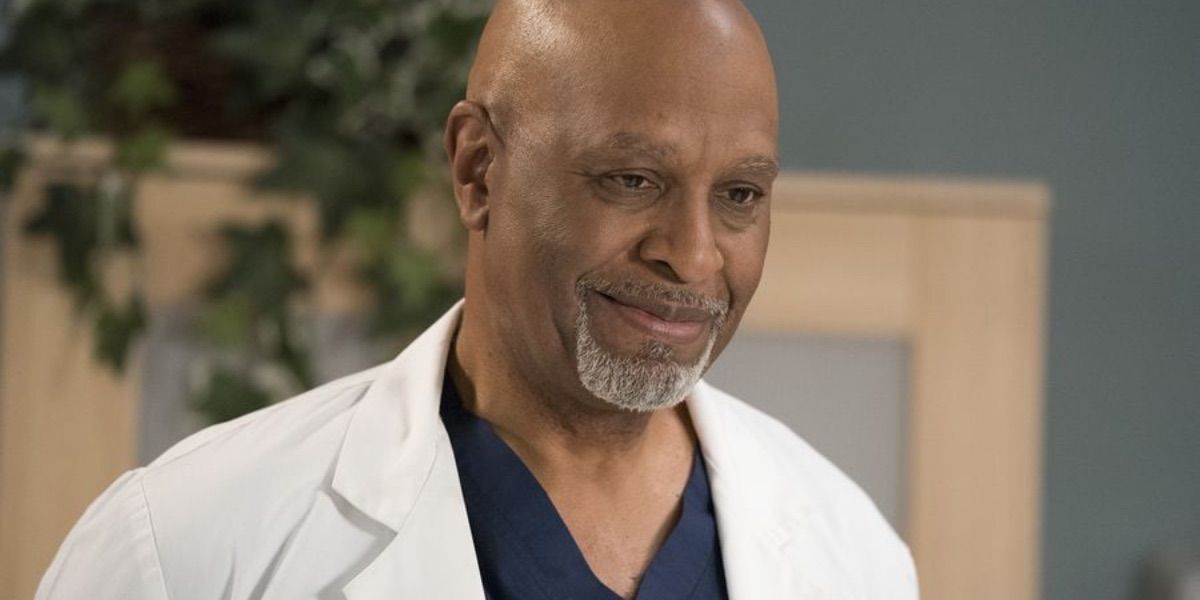 Richard Webber smiling in Grey's Anatomy