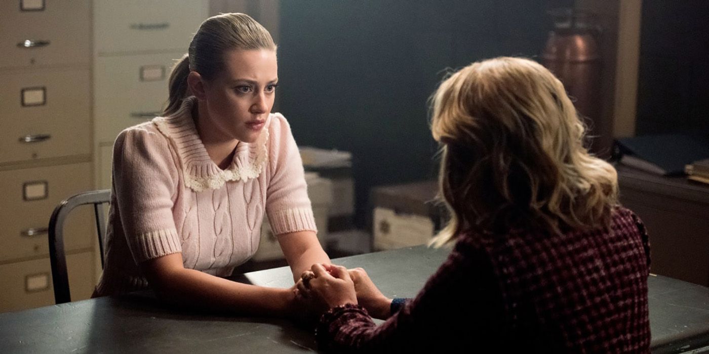 Betty's frilly pink sweater in Riverdale