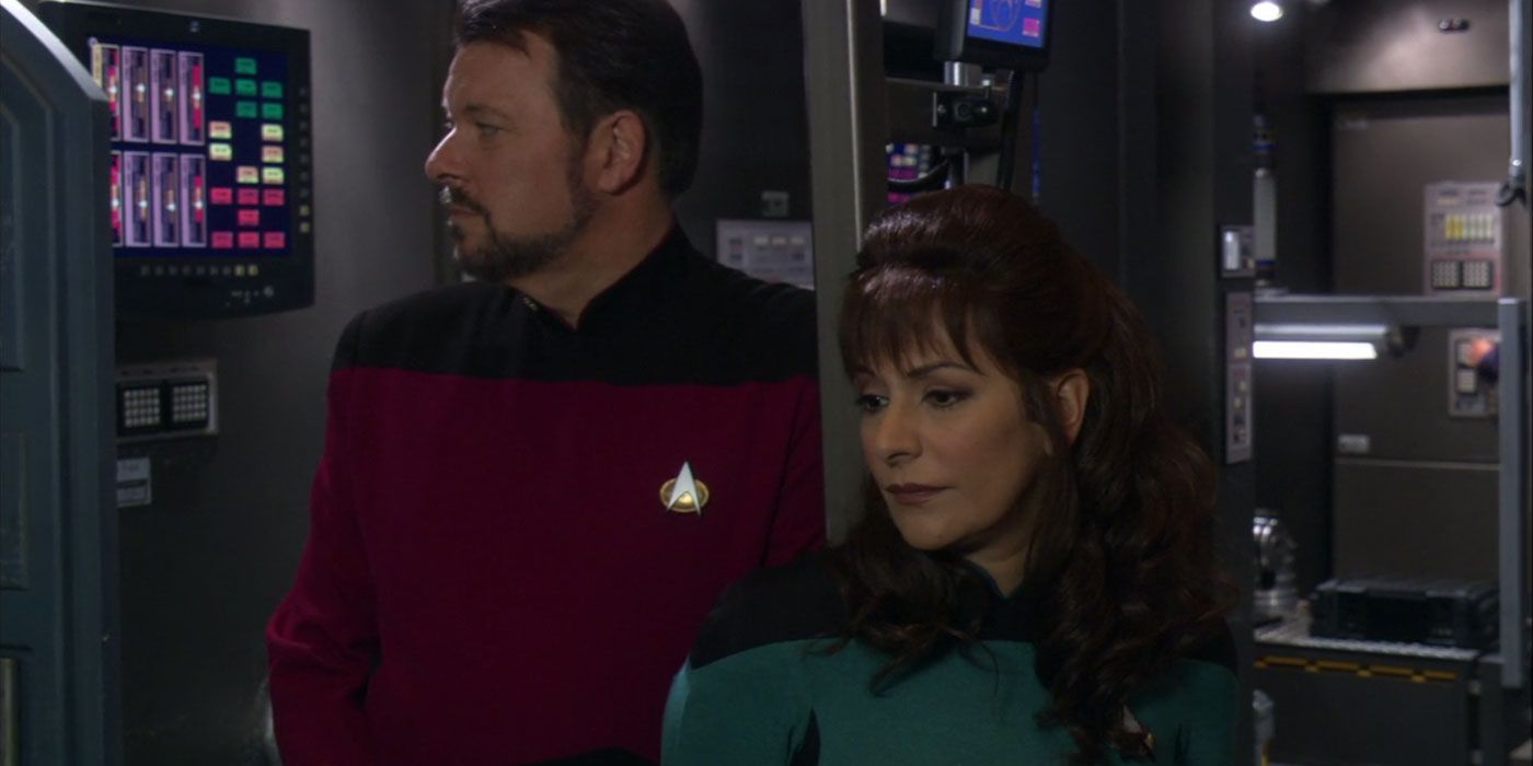 Marina Sirtis as Deanna Troi and Jonathan Frakes as Will Riker in Star Trek: Enterprise