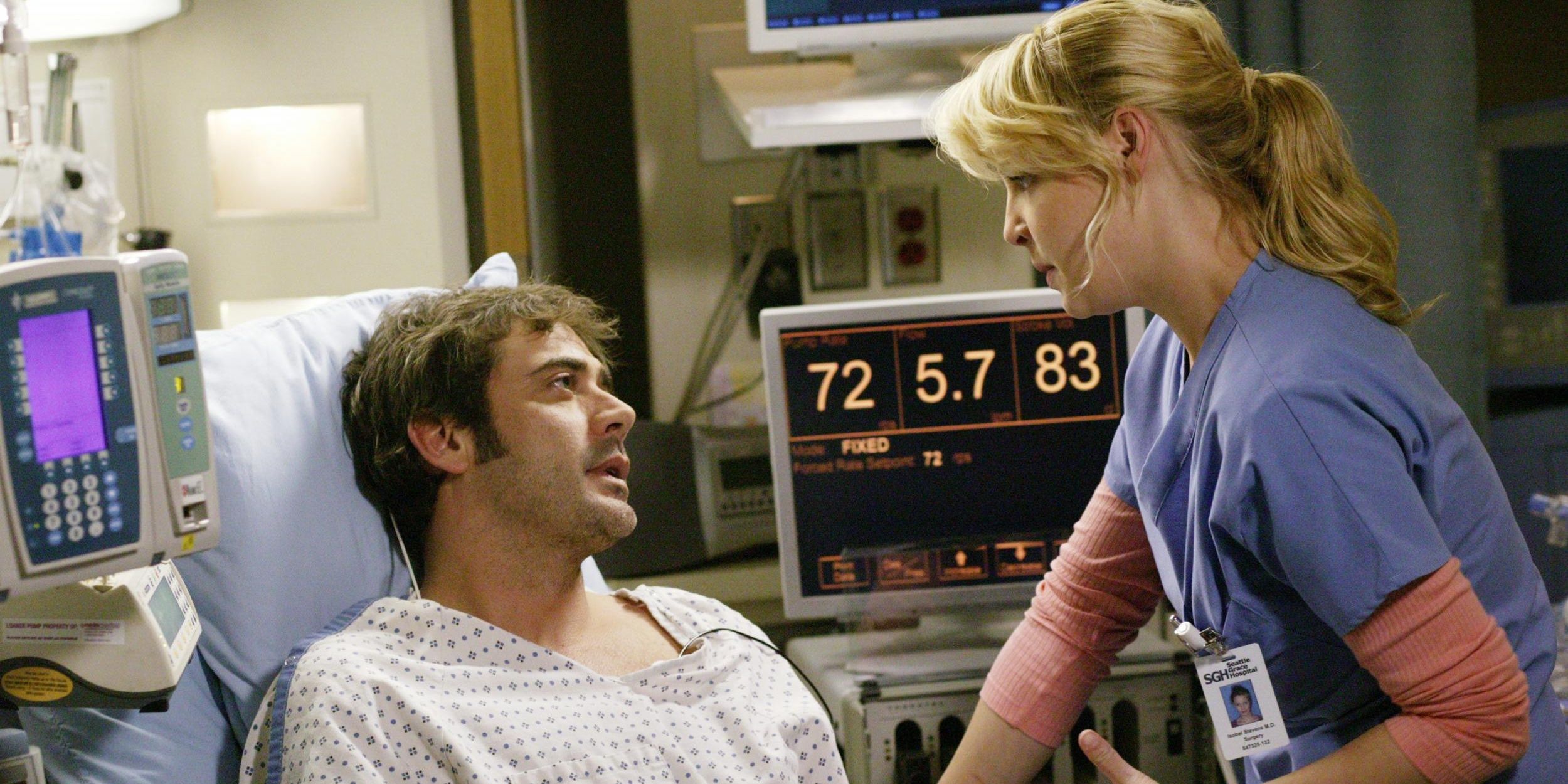 Izzie talks to Denny at the hospital in Grey's Anatomy