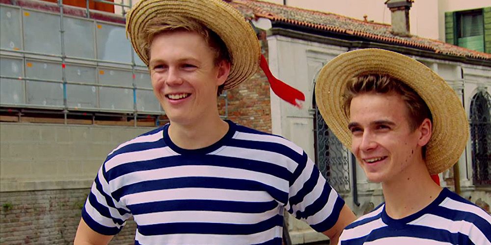 Joe and Caspar where stripy shirts in Europe