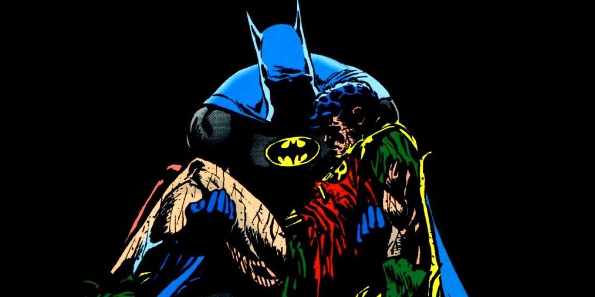 Batman clutches the bloody corpse of Robin in A Death In The Family.