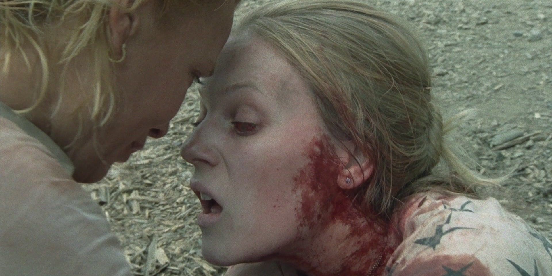 Amy turns into a Walker in The Walking Dead