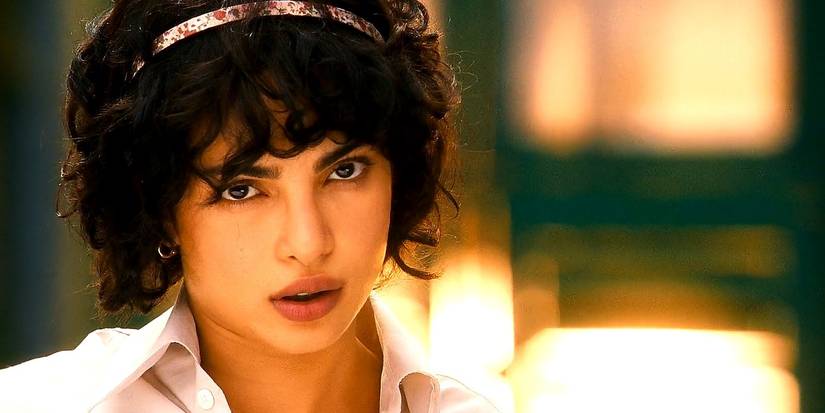 Jhilmil waiting for Barfi in Barfi
