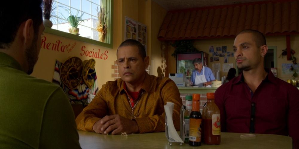 Better Call Saul Nacho And Mike Set Up Tuco