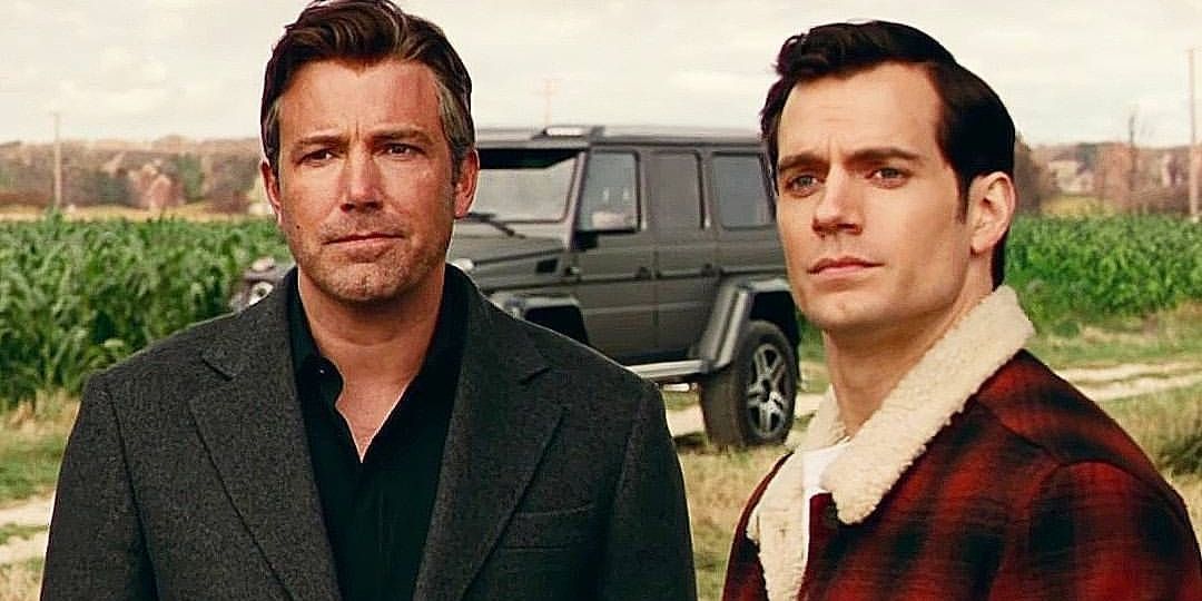 Bruce Wayne and Clark Kent at the Kent farm at the end of Justice League