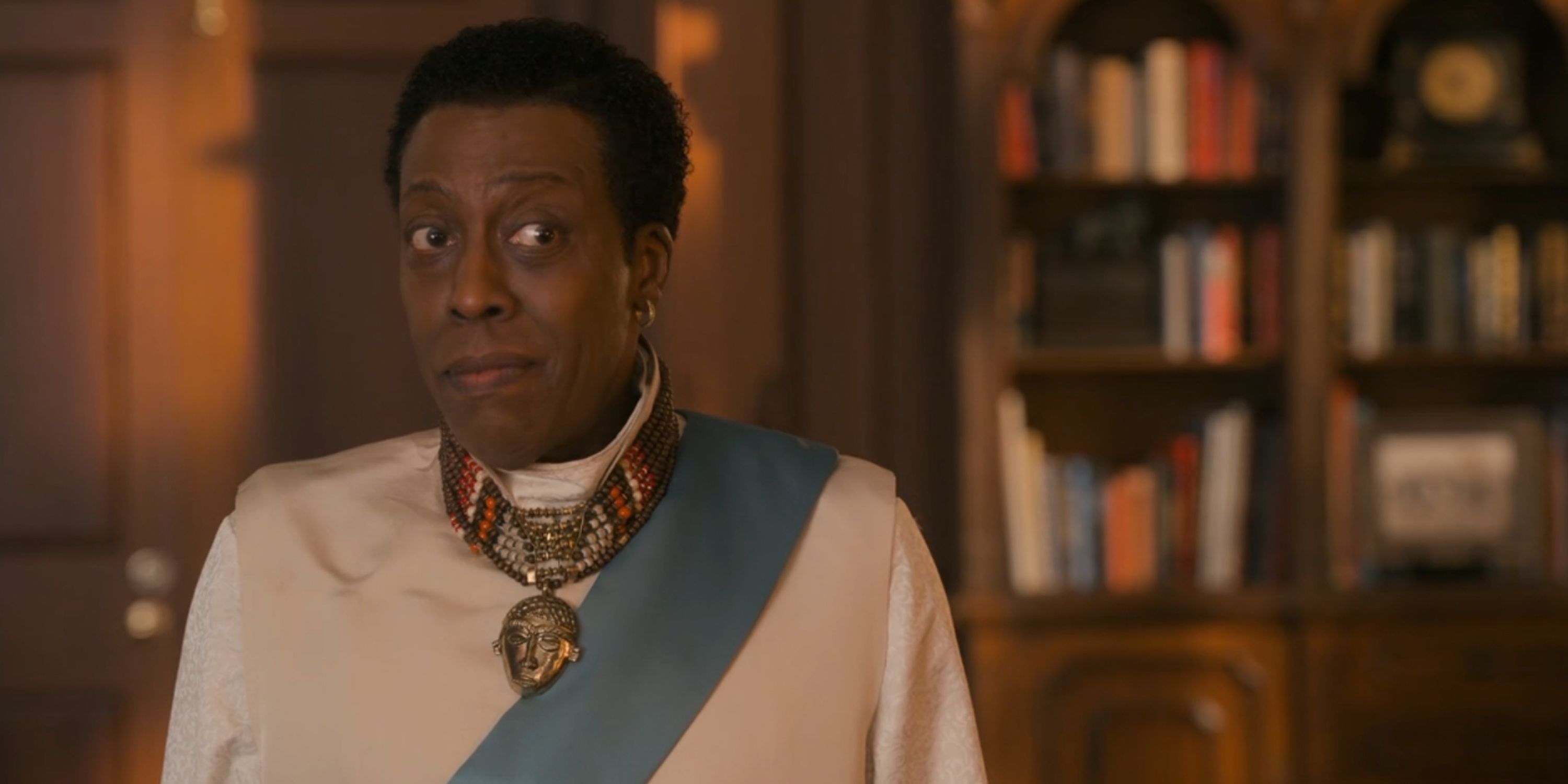 Arsenio Hall as Semmi looking confused in Coming 2 America