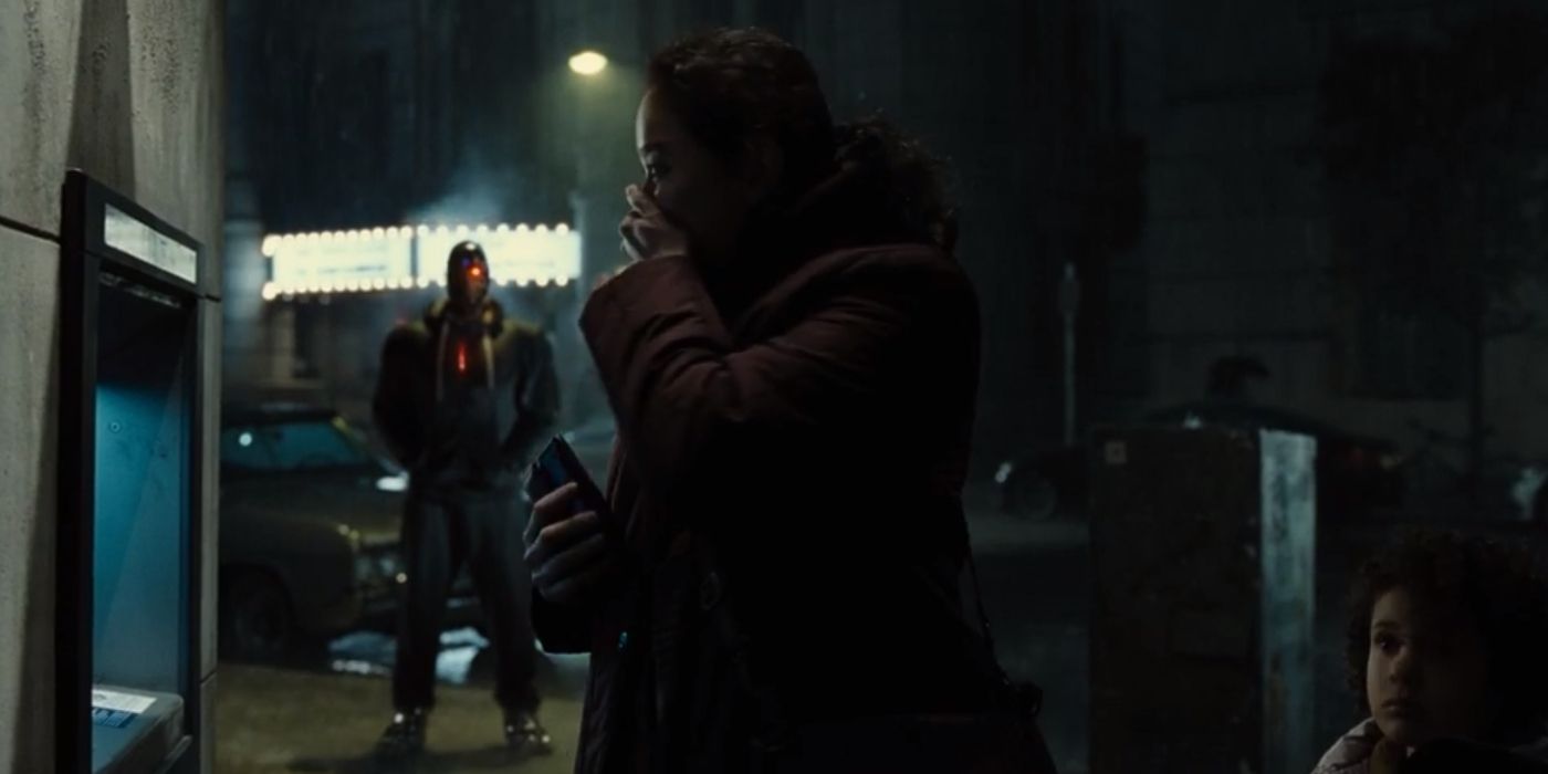 Cyborg Giving A Woman Thousands Of Dollars - Zack Snyder&rsquo;s Justice League