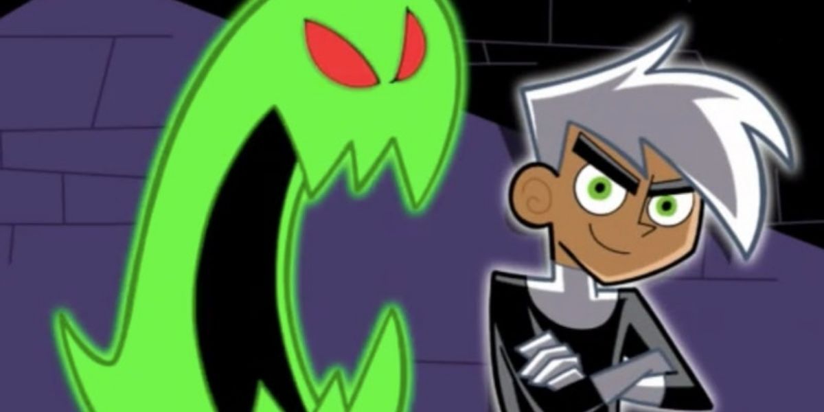 Ghost Danny Phantom with a ghost behind him