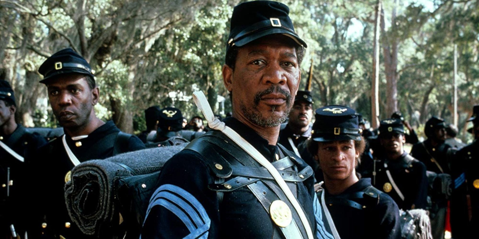 El personaje de Morgan L Freeman lidera su regimiento negro en Glory